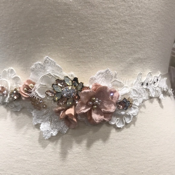 Bridal sash main image 9